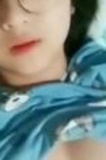 bocil chindo kacamata cantik lagi sange