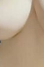 Pesona Lisa Cewek Hyper Nih