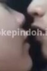 Skandal Bocil Mesum Di Mobil Bokap