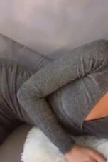 Bokep Indo Ngewe Cewek Chindo Saat Lagi Santai