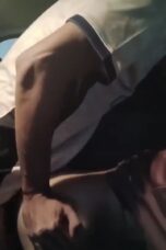 Ukhti Jilbab Coklat Ngewe Dalam Mobil