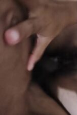 Turis Menggoyang Mahasiswa Bali